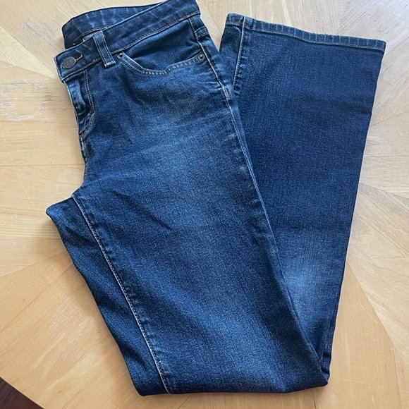 Patagonia Women's Dark Denim Flare Cut Jeans Organic Cotton Size 27 Outdoors - Picture 5 of 9